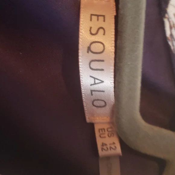 Dress - Picture 3 of 4